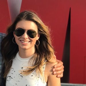 Meet your Posher, Amy